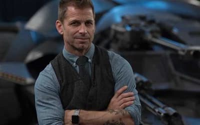 JUSTICE LEAGUE Director Zack Snyder Thanks Fans While Accepting First-Ever Valiant Award - VIDEO