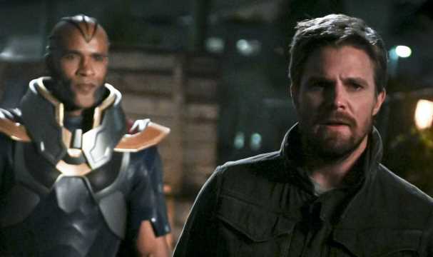 ARROW: Oliver Queen Meets The Unexpected In The New Promo ...