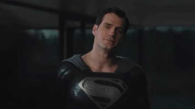 ZACK SNYDER’S JUSTICE LEAGUE Black Suit Superman Clip finally released in HD
