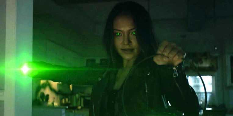 STARGIRL: Meet The Green Lantern's Daughter In The New Promo For S2, Episode 2: "Summer School: Chapter Two" - Vimarsana News