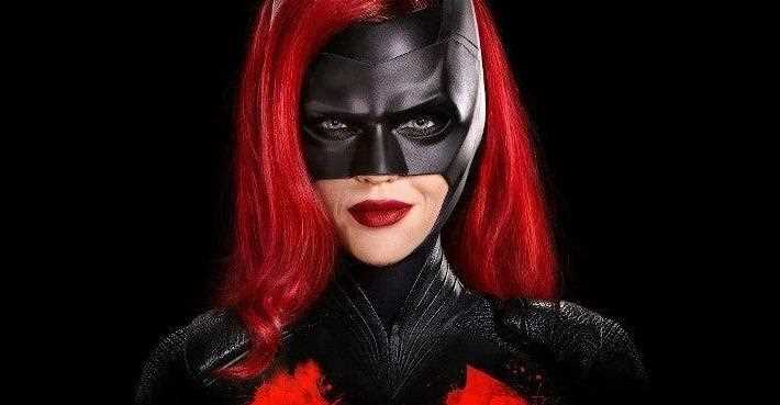 BATWOMAN Production Assistant Weighs In On "Dictator" Ruby Rose's "Reign Of Terror" - Vimarsana News